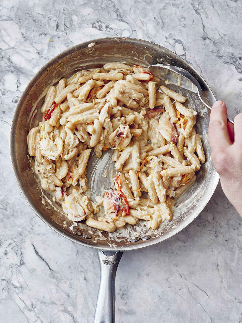Whole Wheat Pasta with Crab, Cream, Olives, and Habanero